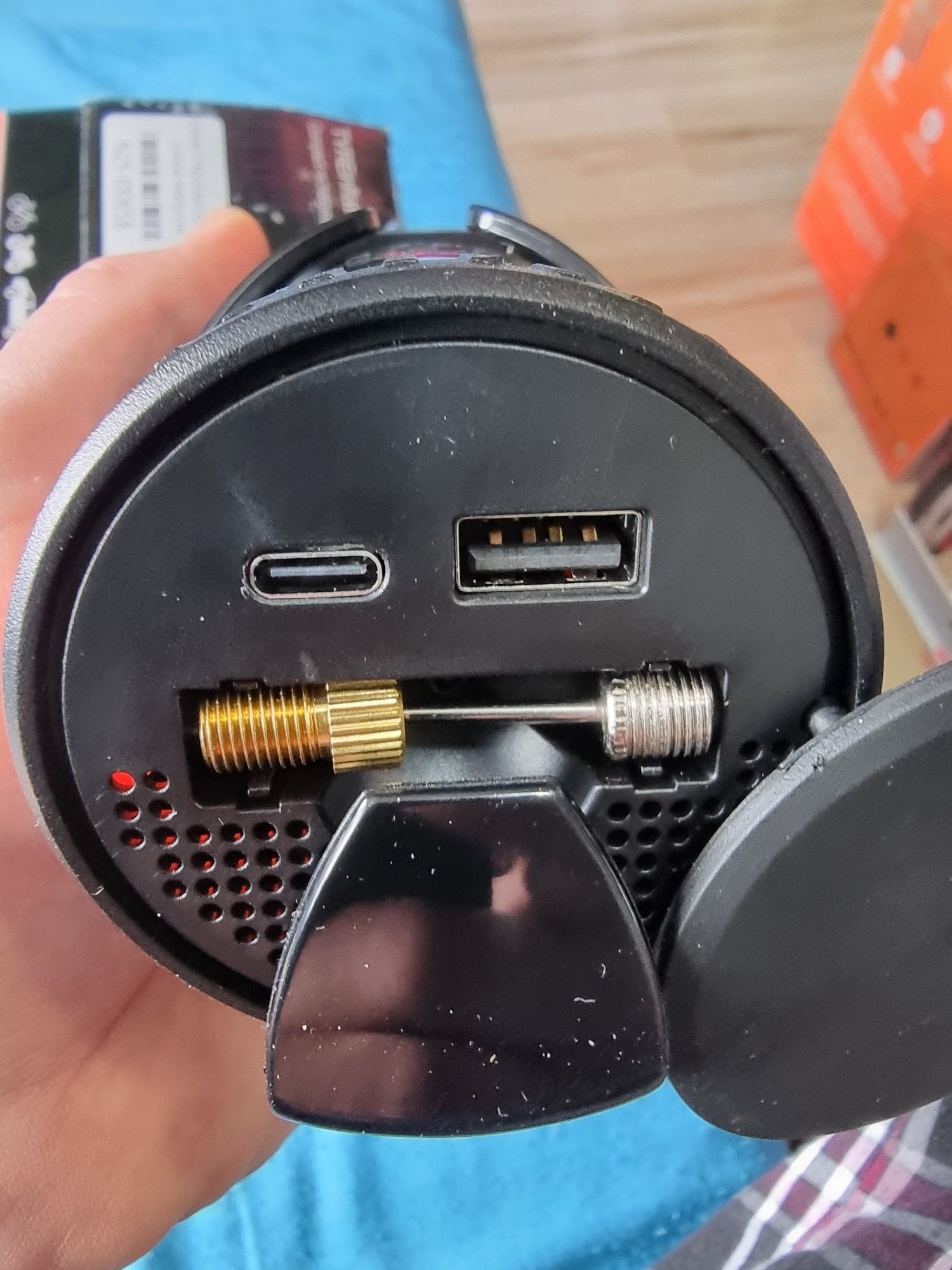 Pompka, mini kompresor akumulatorowy Osram TYREinflate Compact Special
