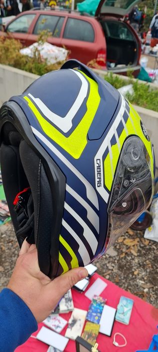 Мото шолом, шолом Caberg