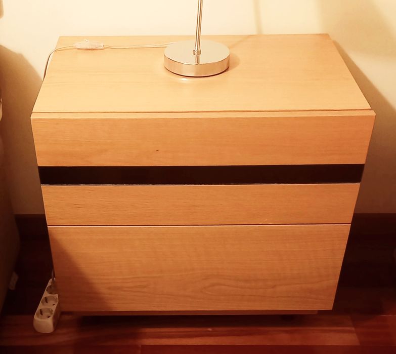 Mesas de Cabeceira Novas em Carvalho