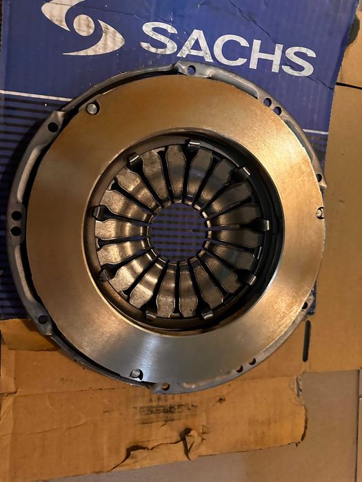 Nissan Зчеплення, не полный комплект сцепления sachs 3000950538 новый