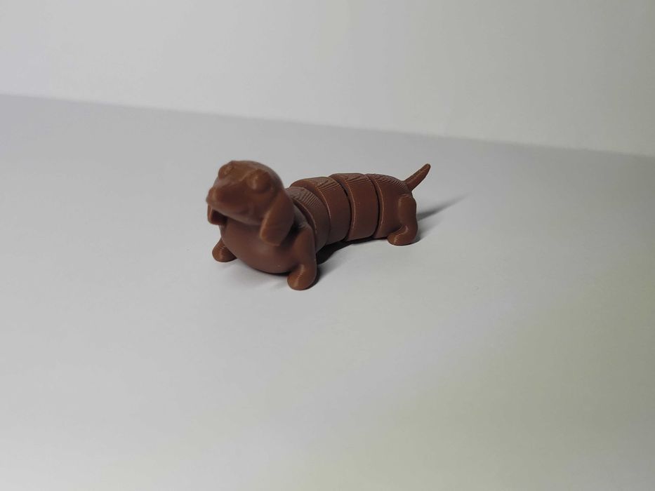 Urocza figurka jamnika 3D  -> 7 cm długości