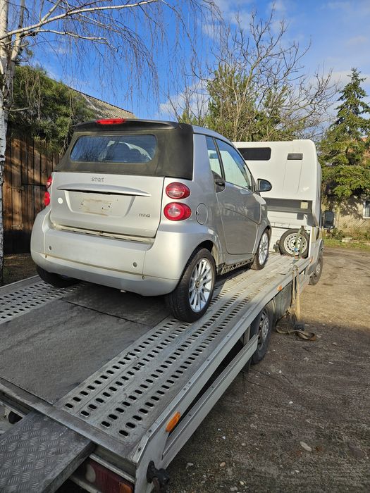 Złote lustro okrągła rama