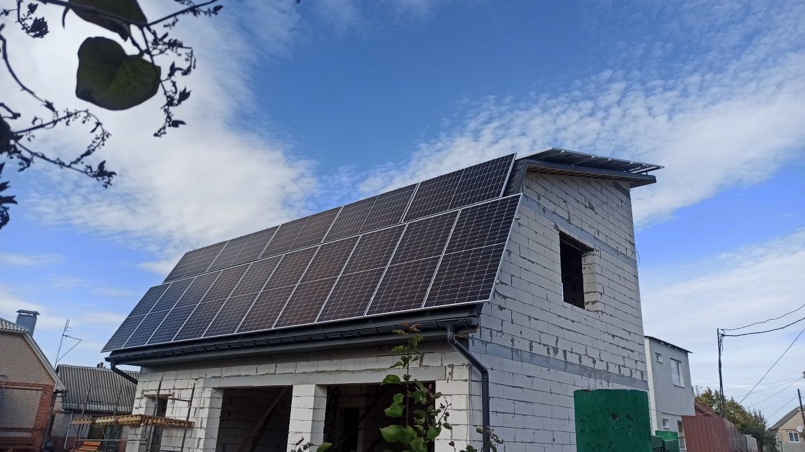 Монтаж солнечных станций для домов и предприятий