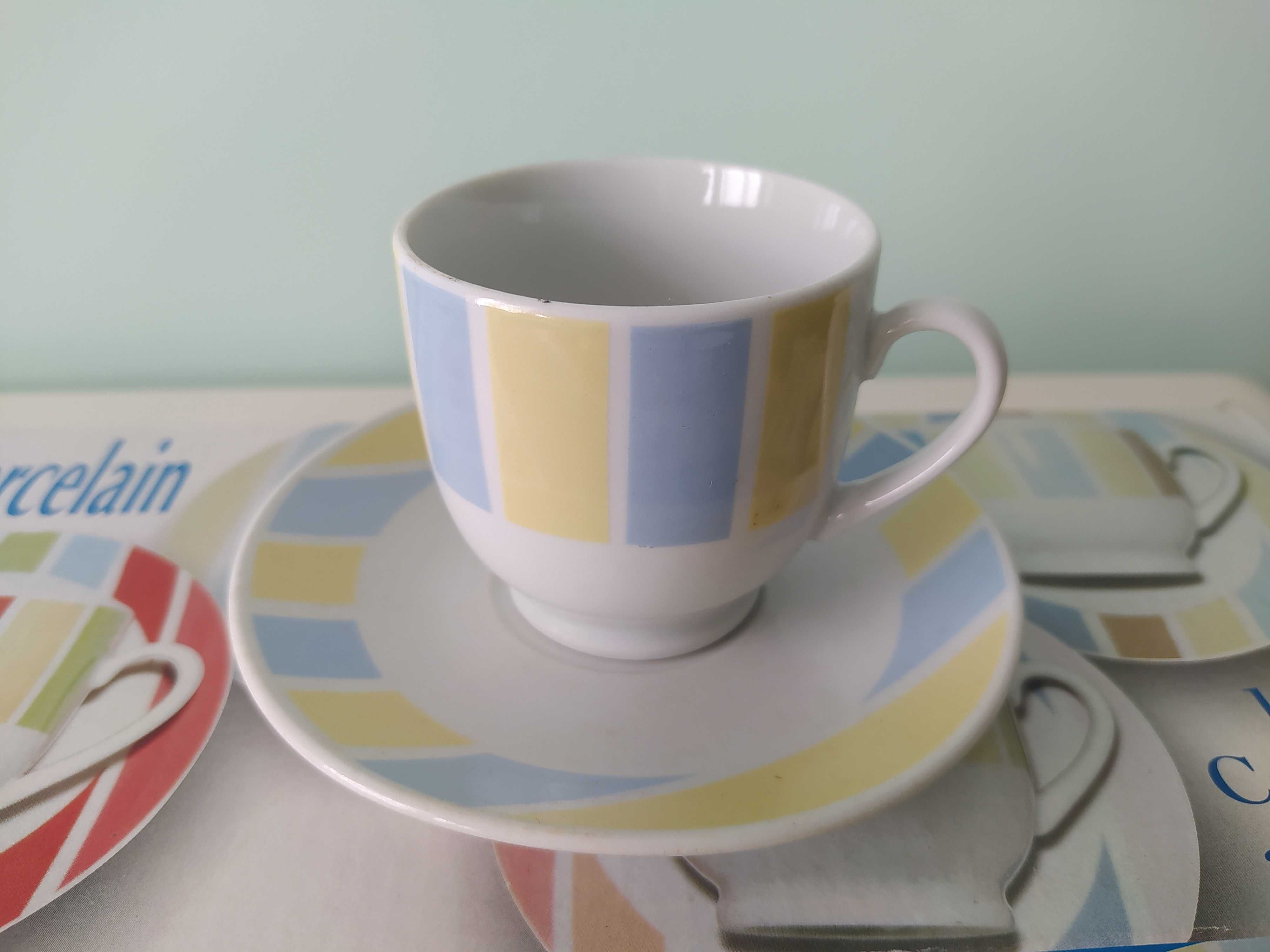 Conjunto de Café de Porcelana