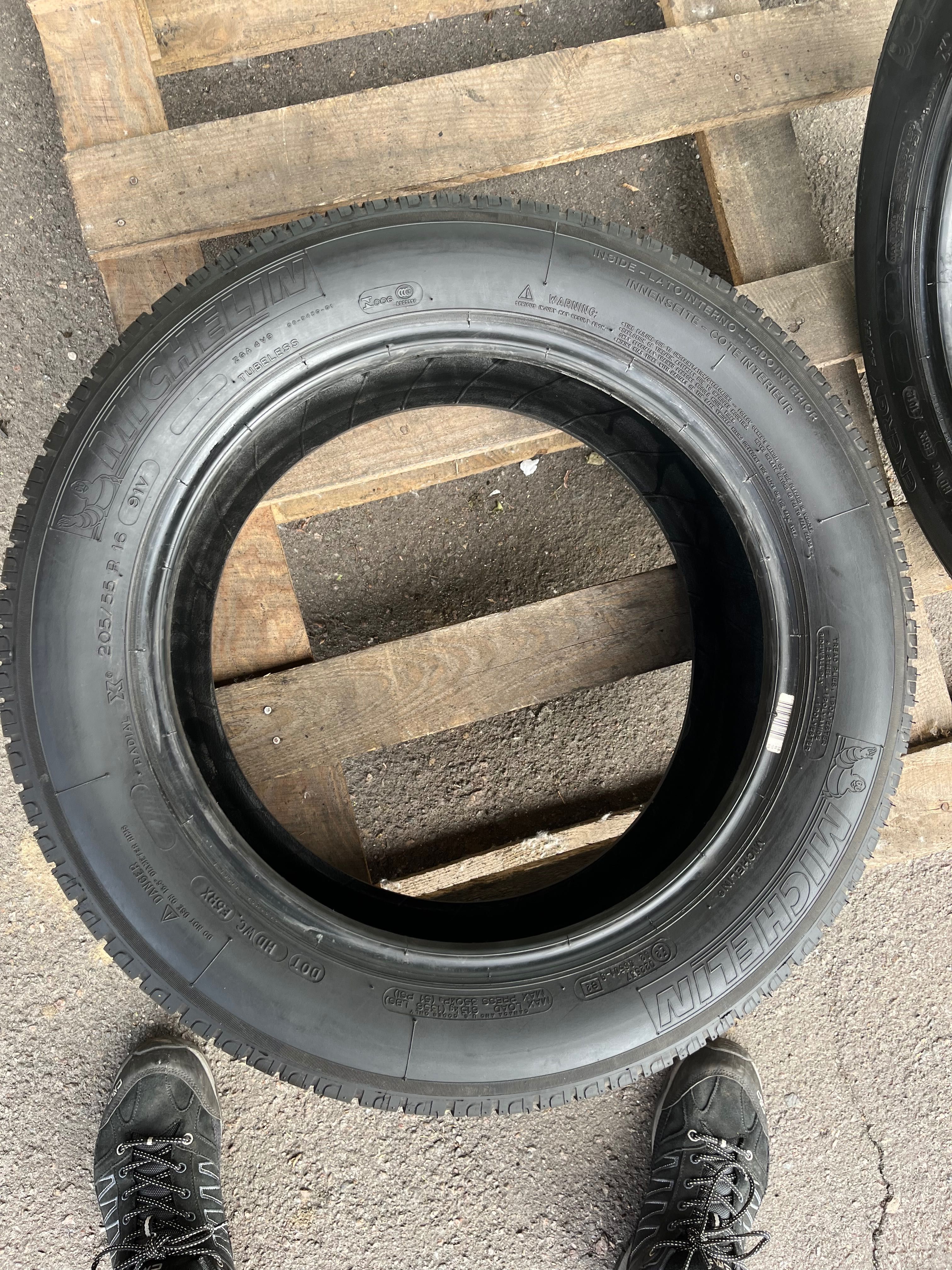 Шини 205 55 16 Michelin літо пара