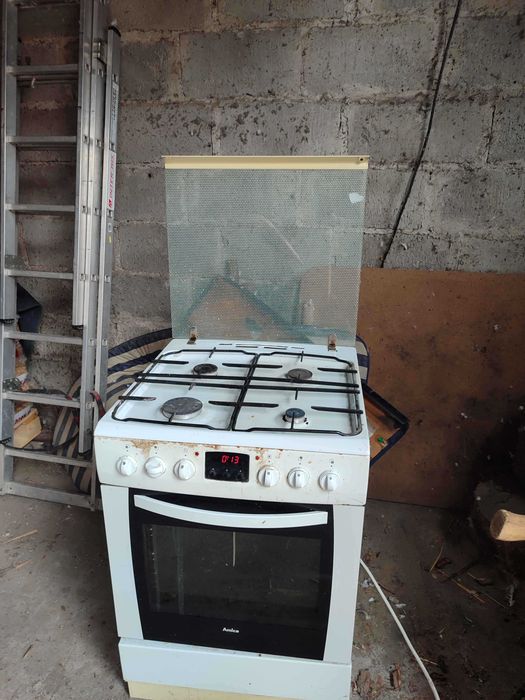 Kuchnia gazowa. SPRAWNA