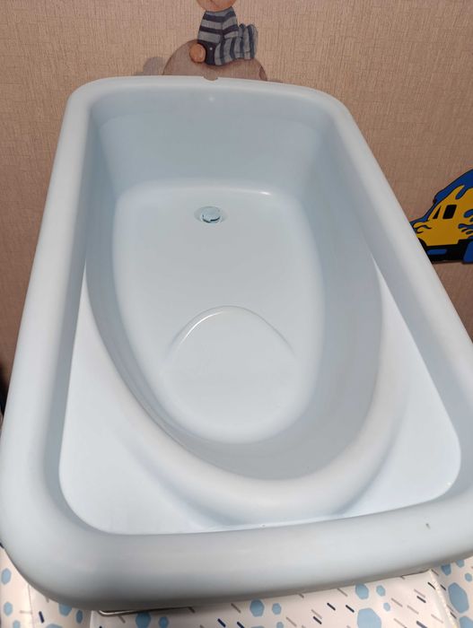 Пеленальний столик з ванночкою Chicco Cuddle & Bubble