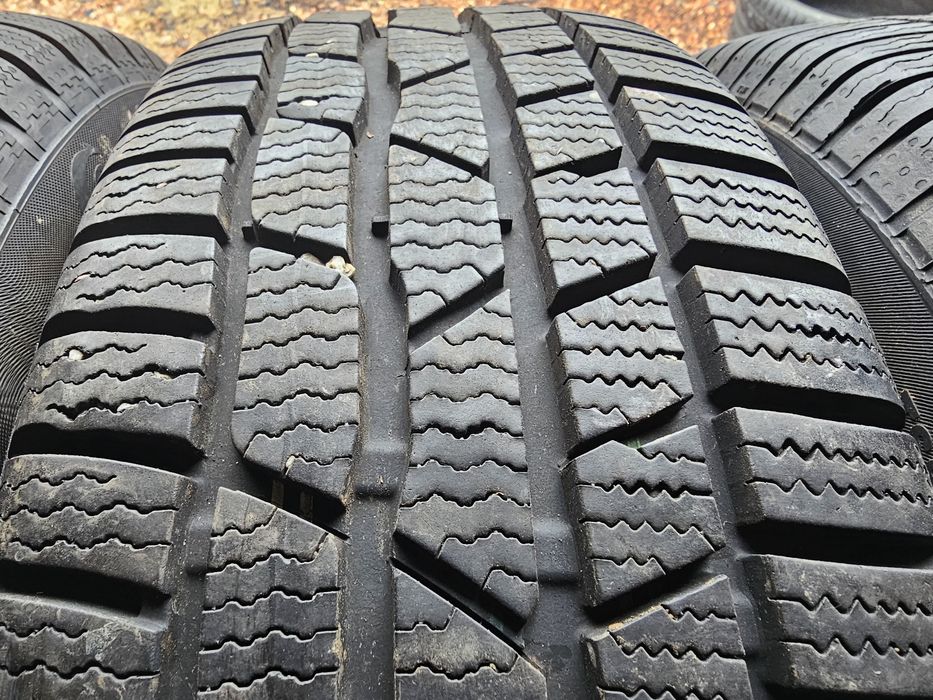 205/60/16 Opony Zimowe Continental  Winter TS-830P 4szt