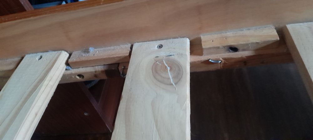 Camas de solteiro (leve 2, pague 1)