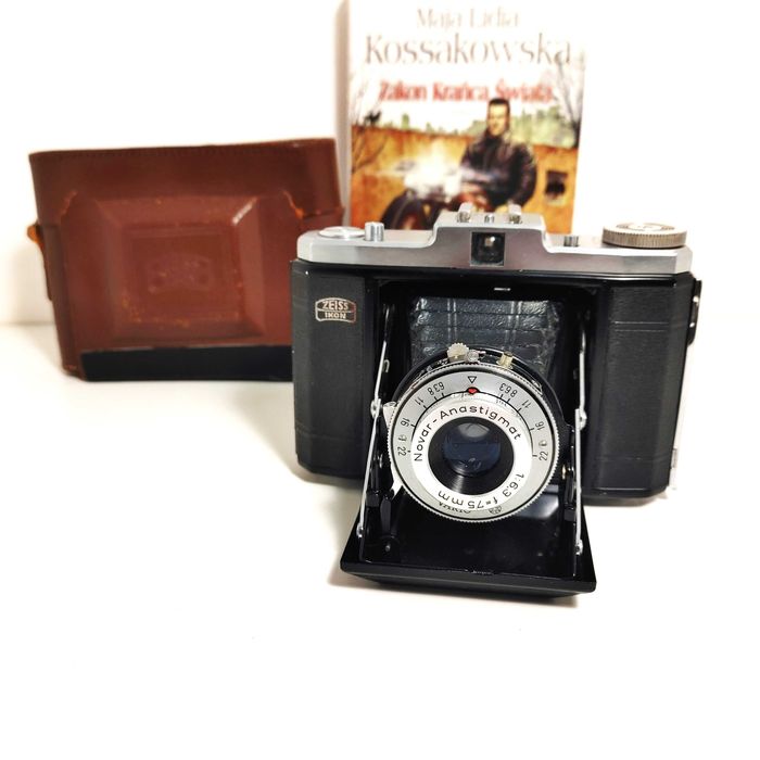 Ładny Aparat mieszkowy Ikon Zeiss NETTAR II 517/16 Lens 75 mm 1:6.3