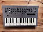 Korg Minilogue syntezator analog polifoniczny