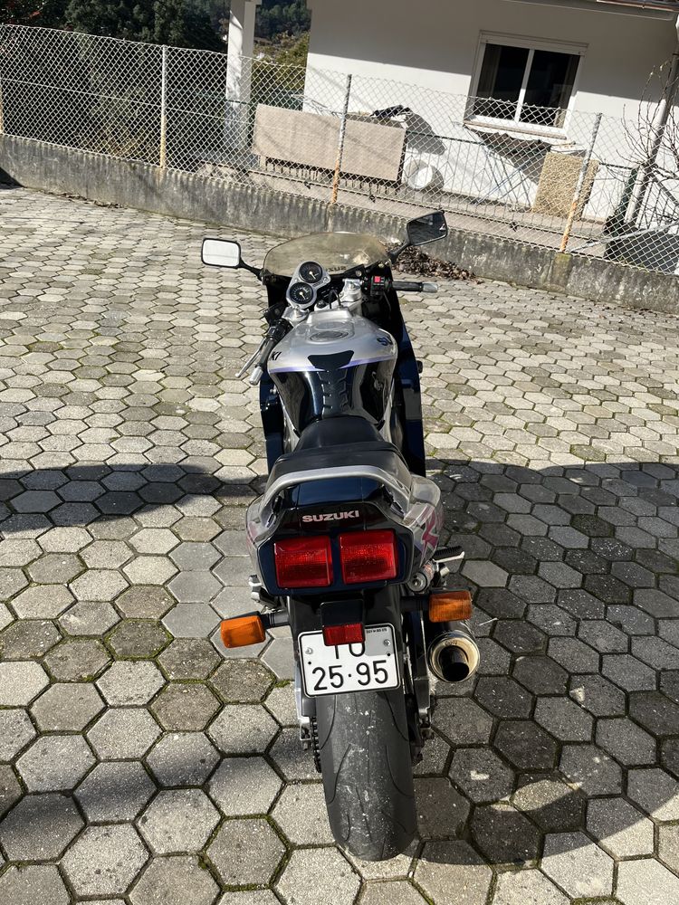 Suzuki GSXR 1100