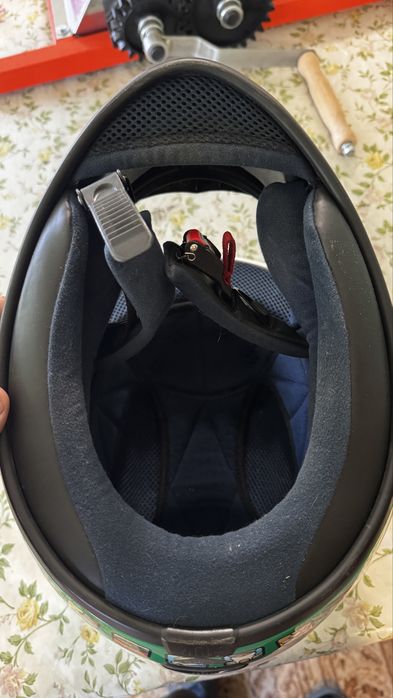 Шлем agv k-3. Как новый.