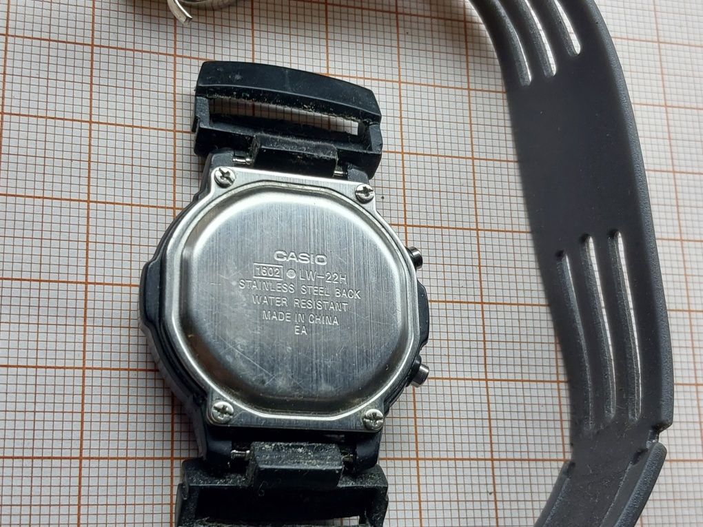 Casio zegarek iluminator LW-22H