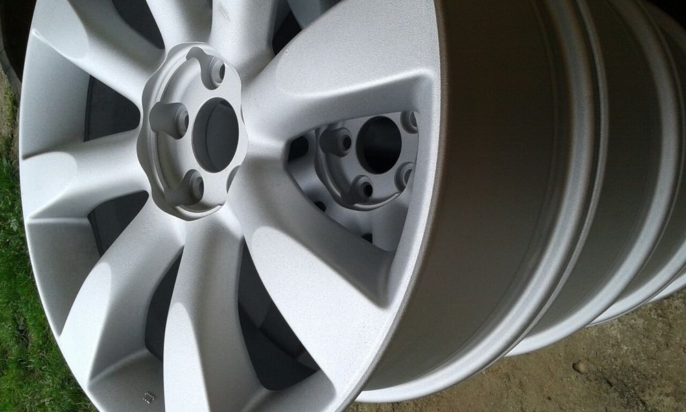 Extra.Malowanie Proszkowe.Naprawa malowanie felg.