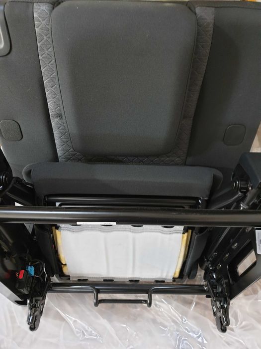 Bancos de trás - Ford tourneo ano 2022