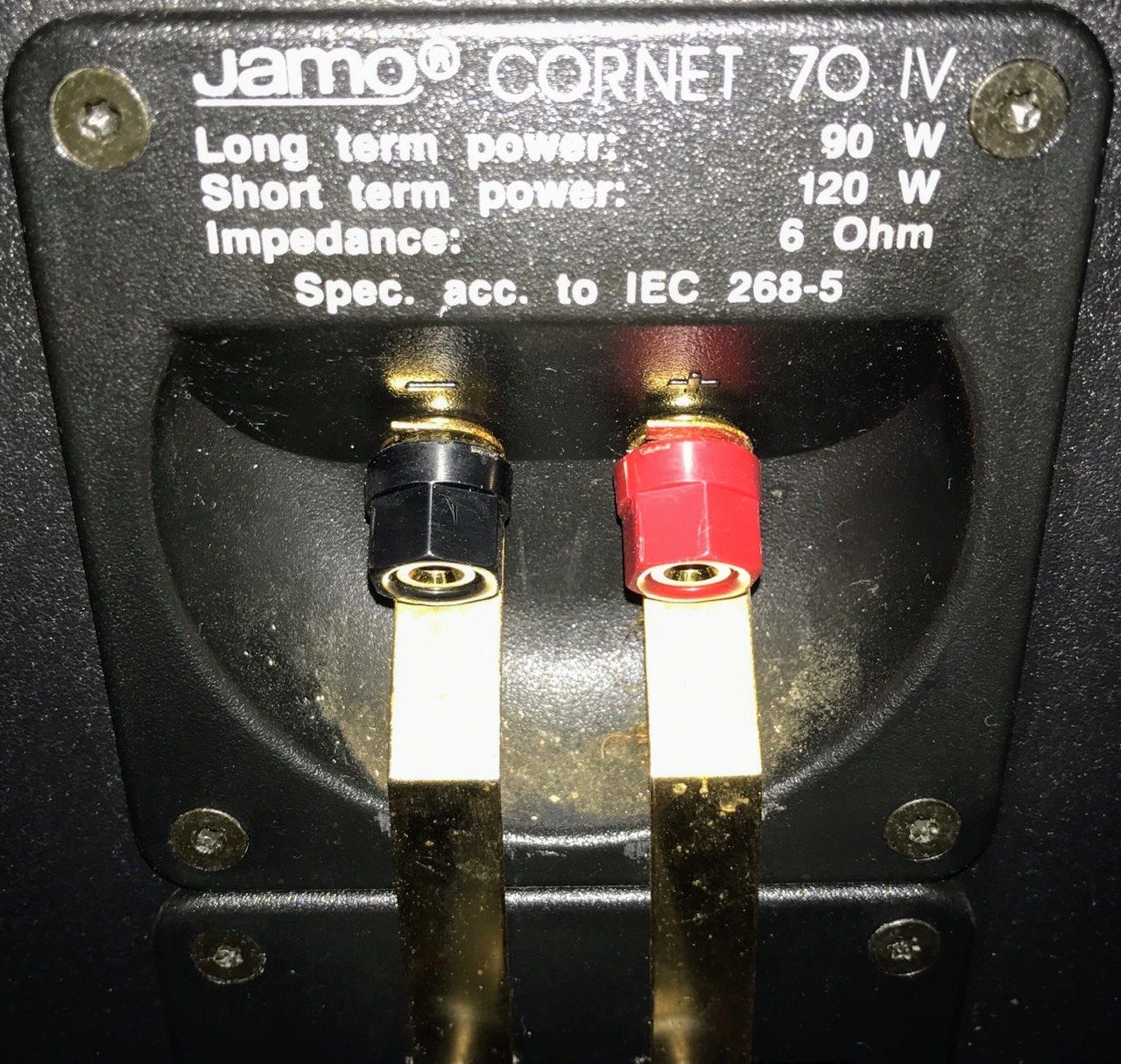 Продам Jamo Cornet 70 IV