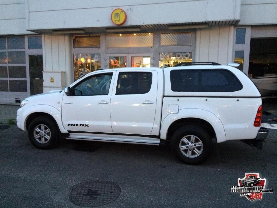 Zabudowa SJS Toyota Hilux 2005+