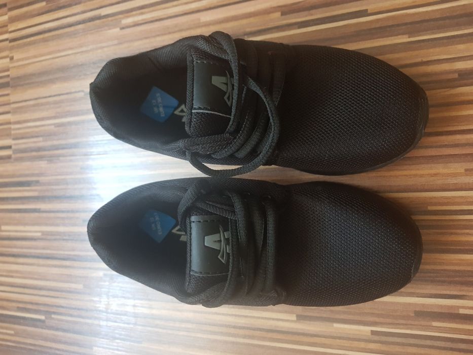 Buty sportowe chłopięce