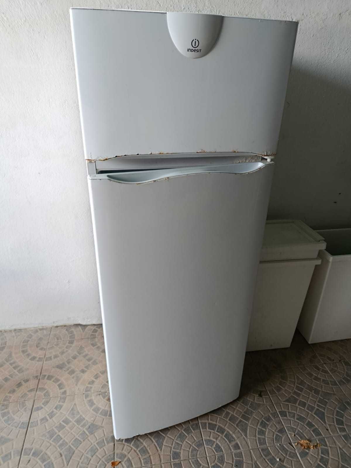 Frigorifico Indesit