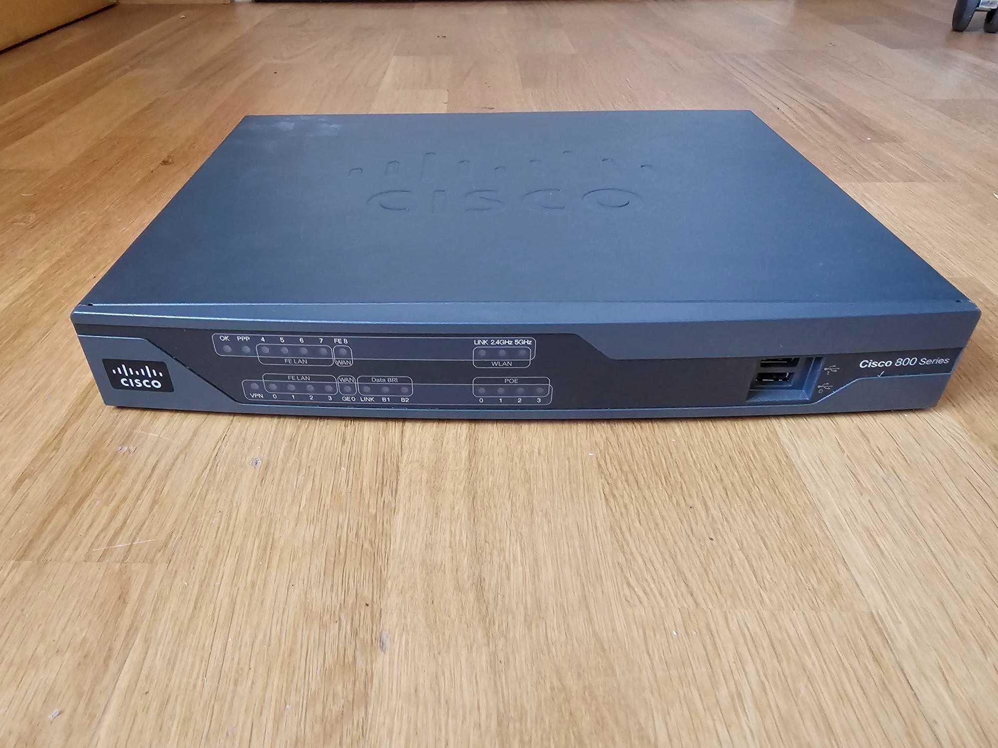 Router CISCO 892