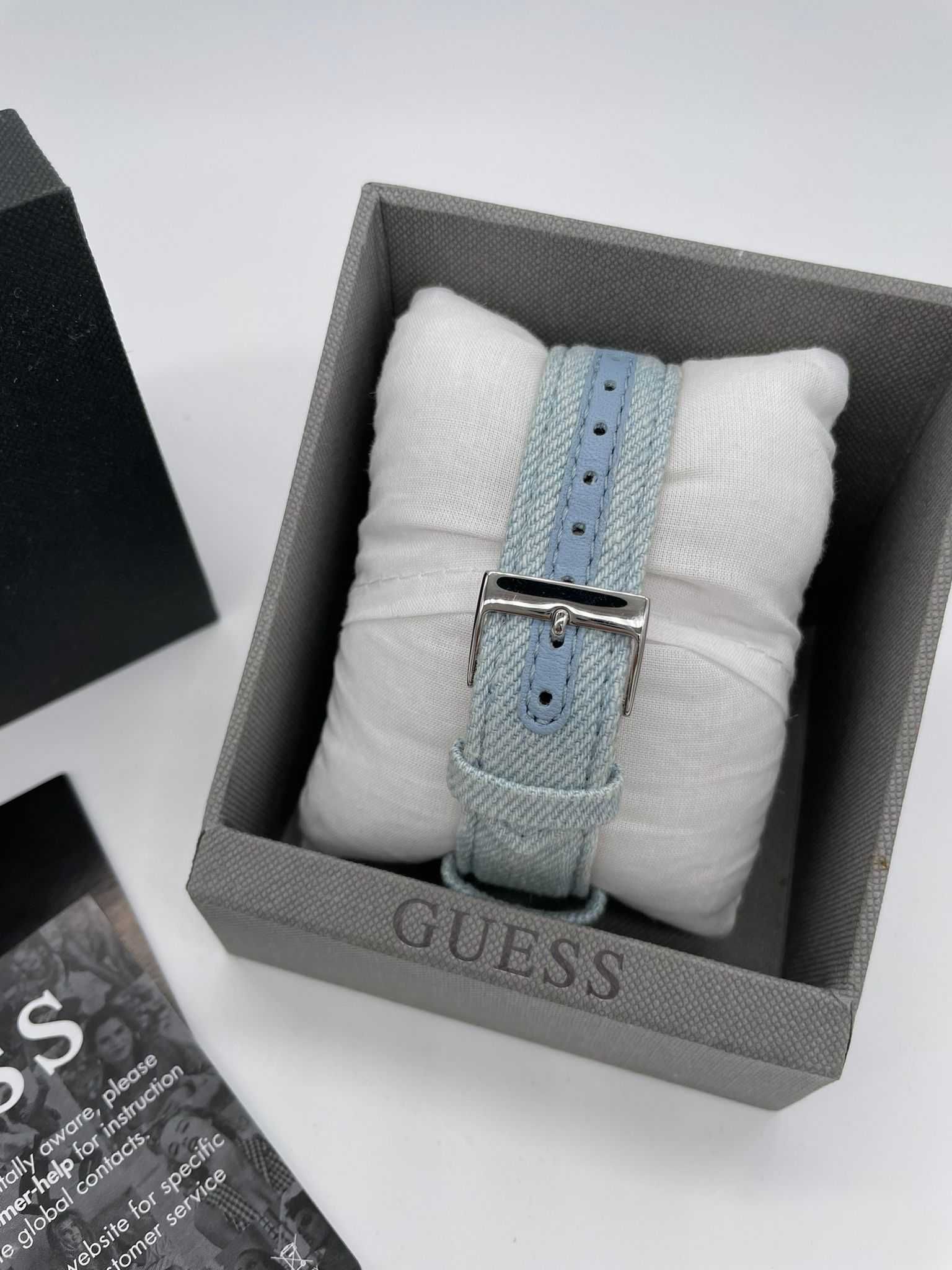 guess connect zegarek damski jeans M328A C2002L4 niebieski
