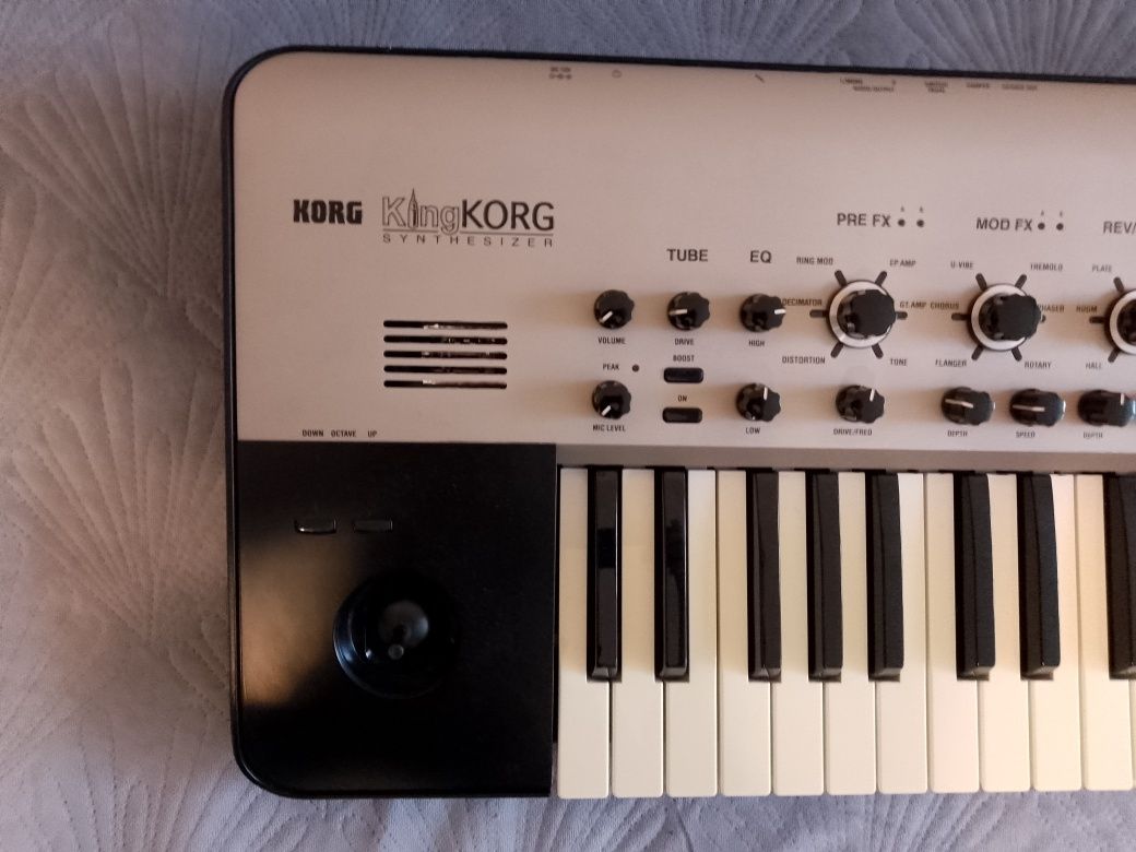 Syntezator Korg Kingkorg