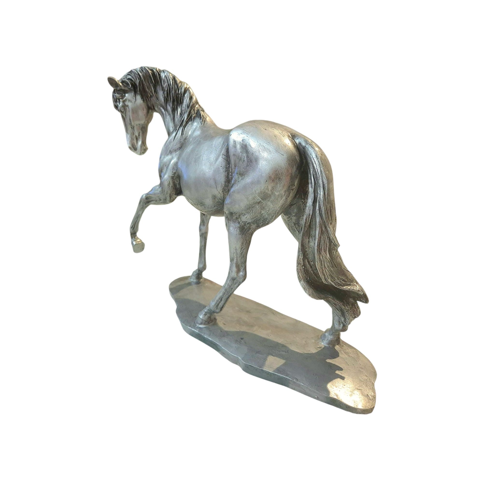 Cavalo em Resina (Marfinite) pintado a prata