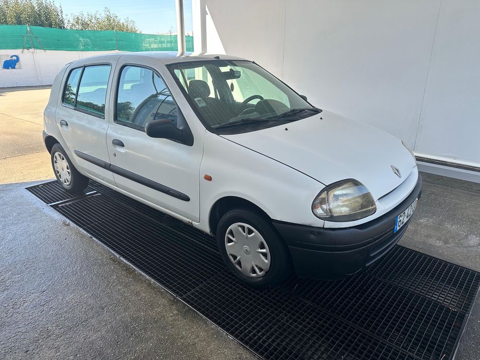 Renault Clio 1.2 Gasolina 1998 – próxima inspeção em setembro de 2026