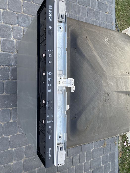 Вбудована посудомийна машина Bosch