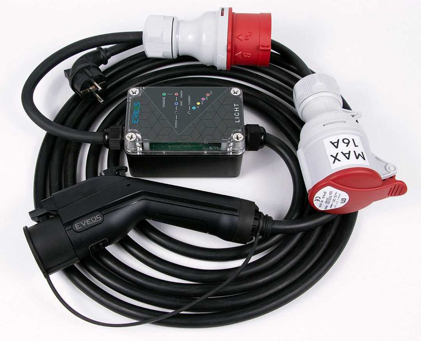 Зарядка для електромобілів Eveus з регулюванням (7.3кВт, 32A) - Type 2