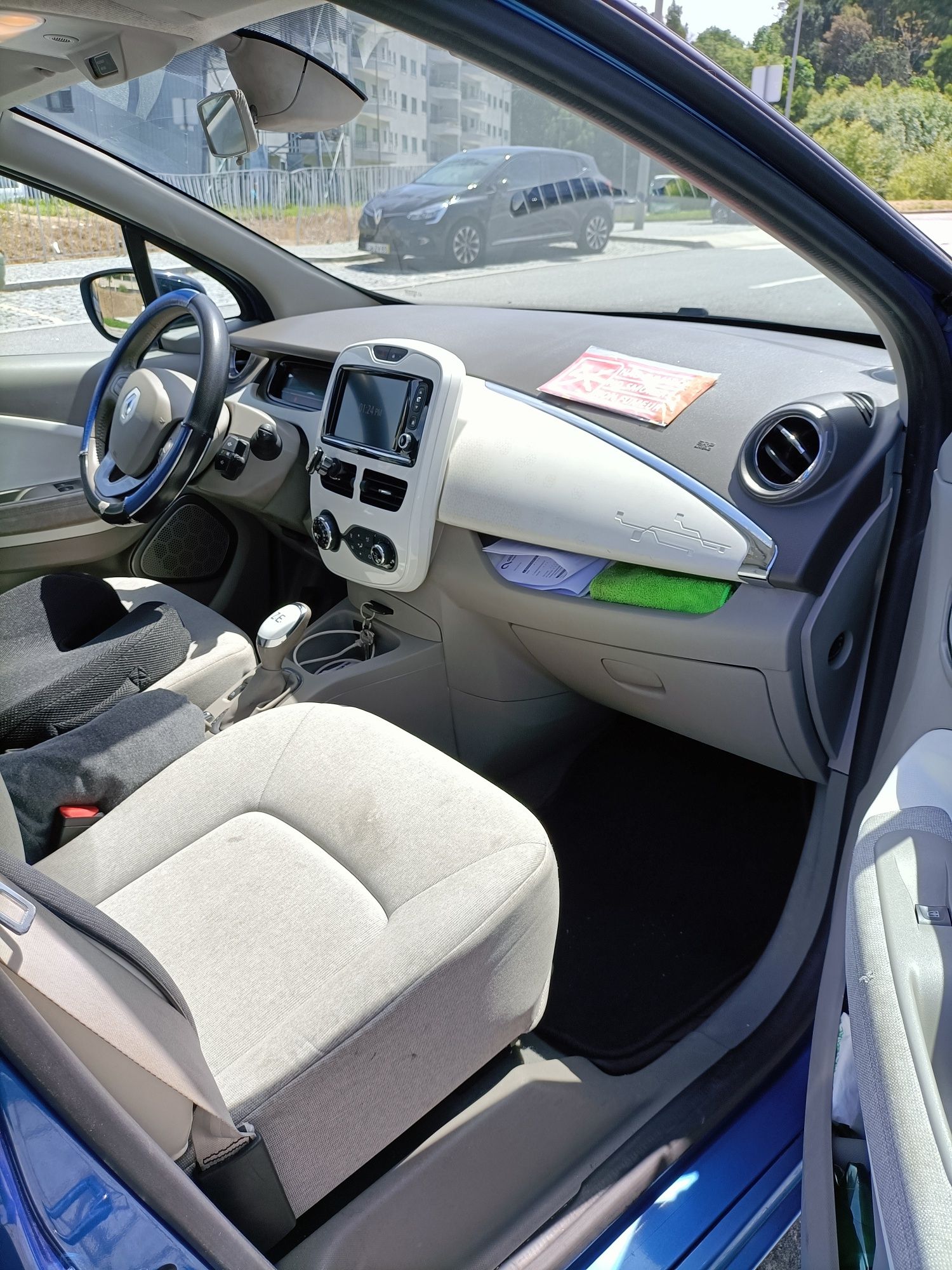 Renault Zoe 41 kw c/Baterias próprias