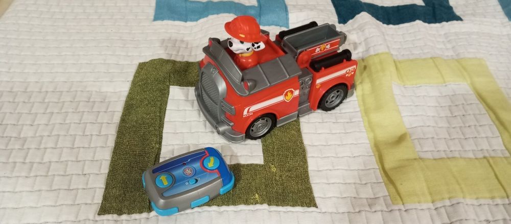 Carro telecomandado do Marshall