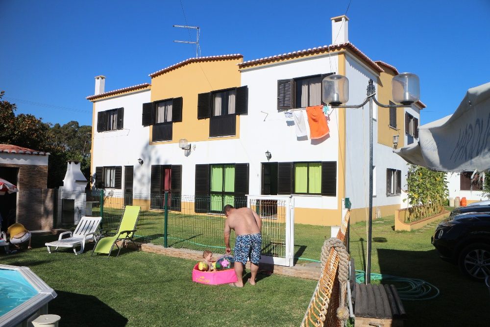 Apartamento para férias em Porto Covo      ESTACIONAMENTO  PRIVADO