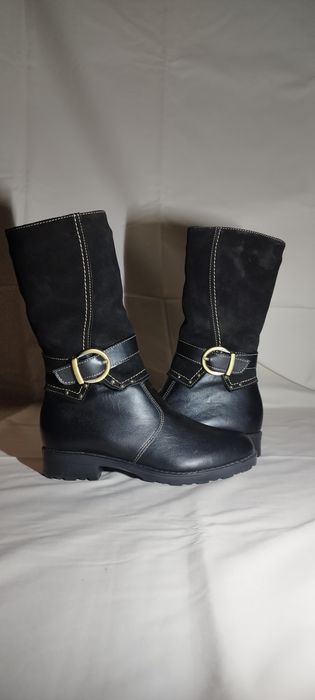 Кожаные сапожки для девочки