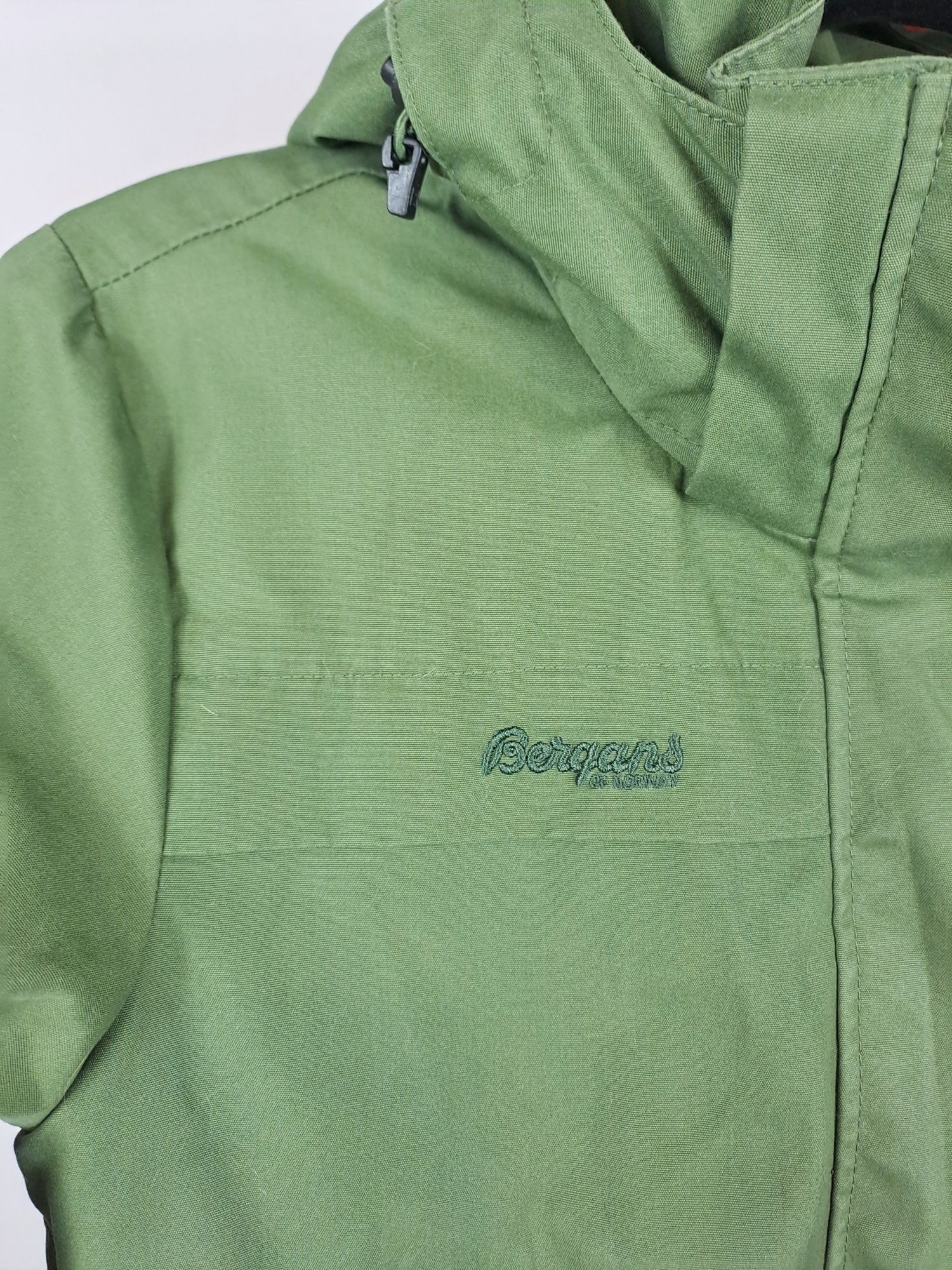 Damska kurtka zimowa parka Bergans of Norway r.S ocieplana