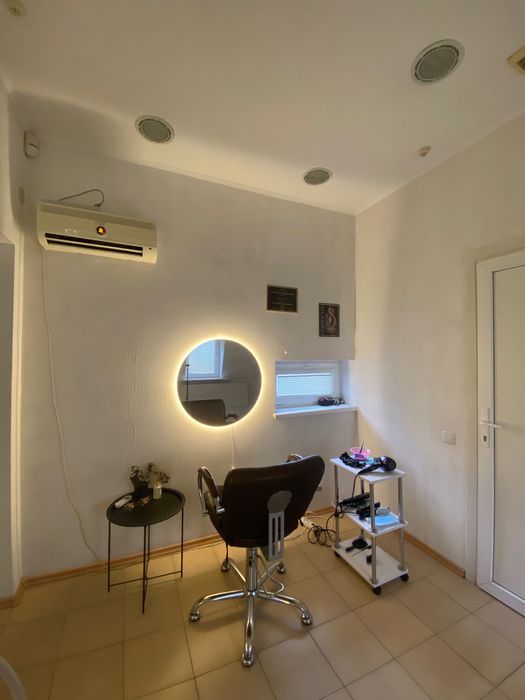 Сдам место мастеру кератина, парикмахеру