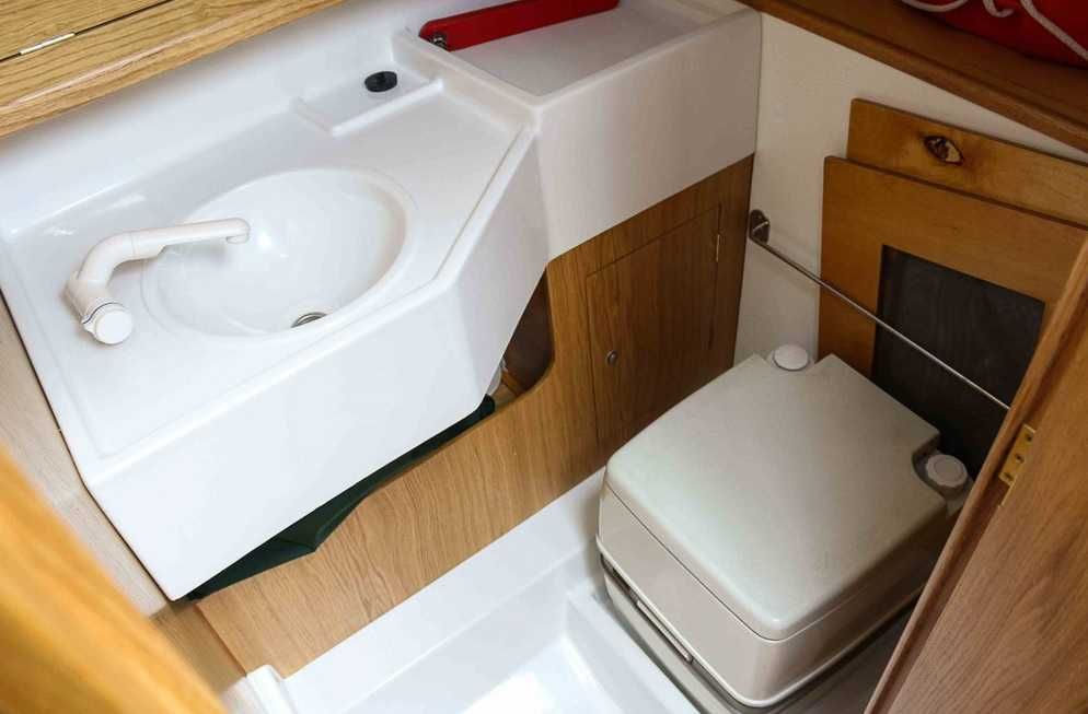 Jacht Aquatic 25T (antila, maxus, delphia)