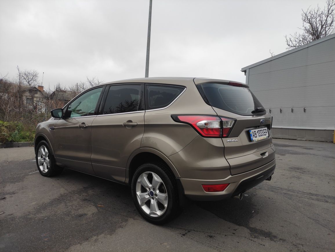 Ford Kuga official