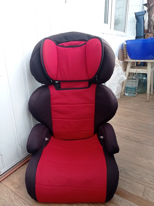 Дитяче автокрісло від 1-8 років