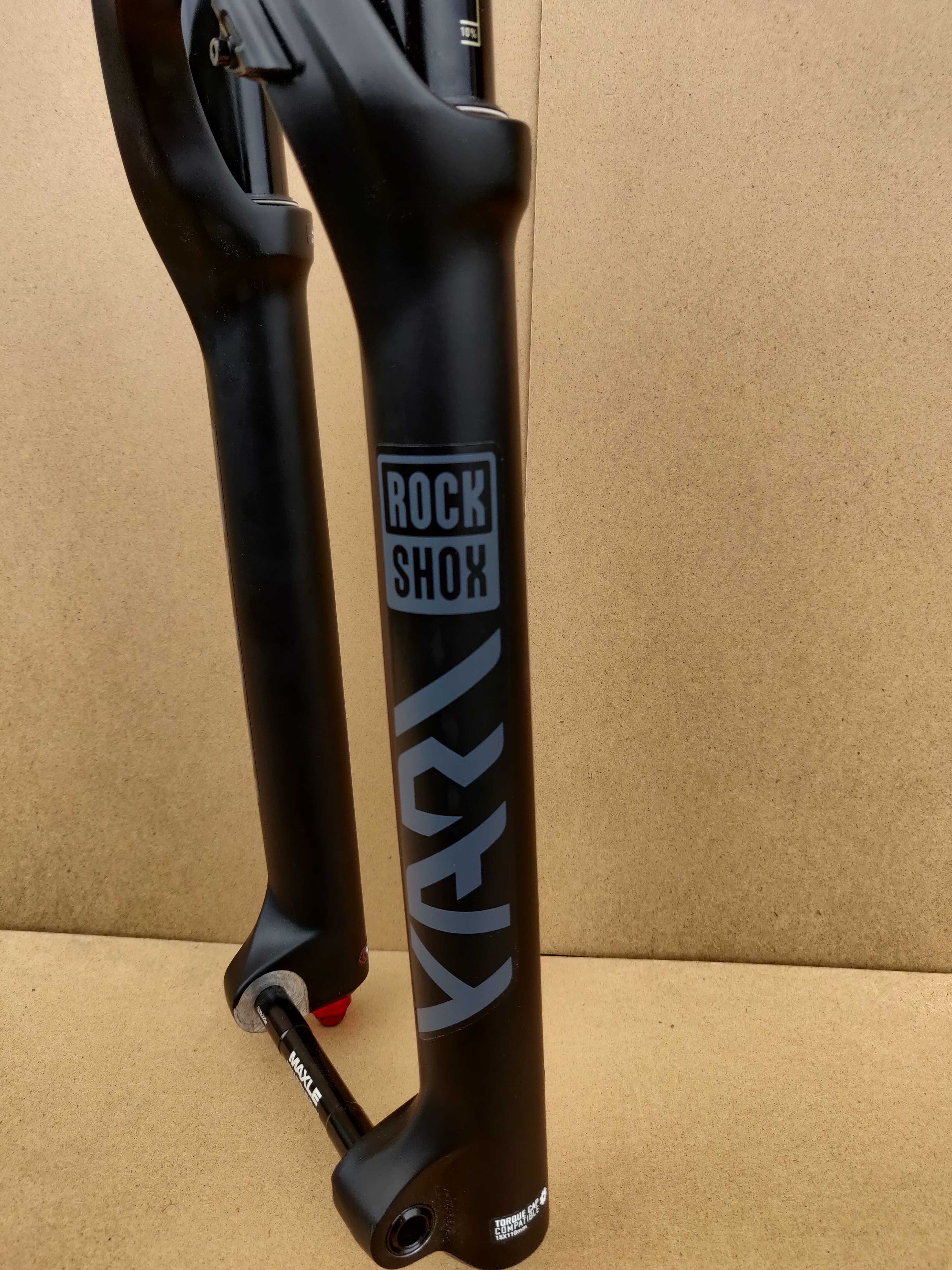 Amortyzator rowerowy Rock Shox Yari 27,5'' 180 mm, boost (141)