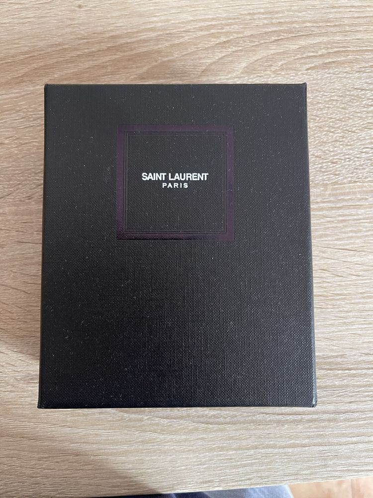 Carteira Yves Saint Laurent Small Monogram Envelope Preto