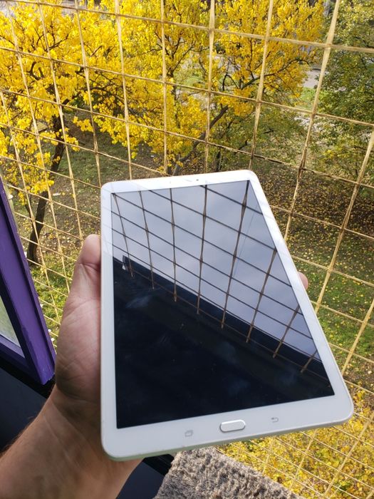 Продам планшет Samsung Galaxy tab