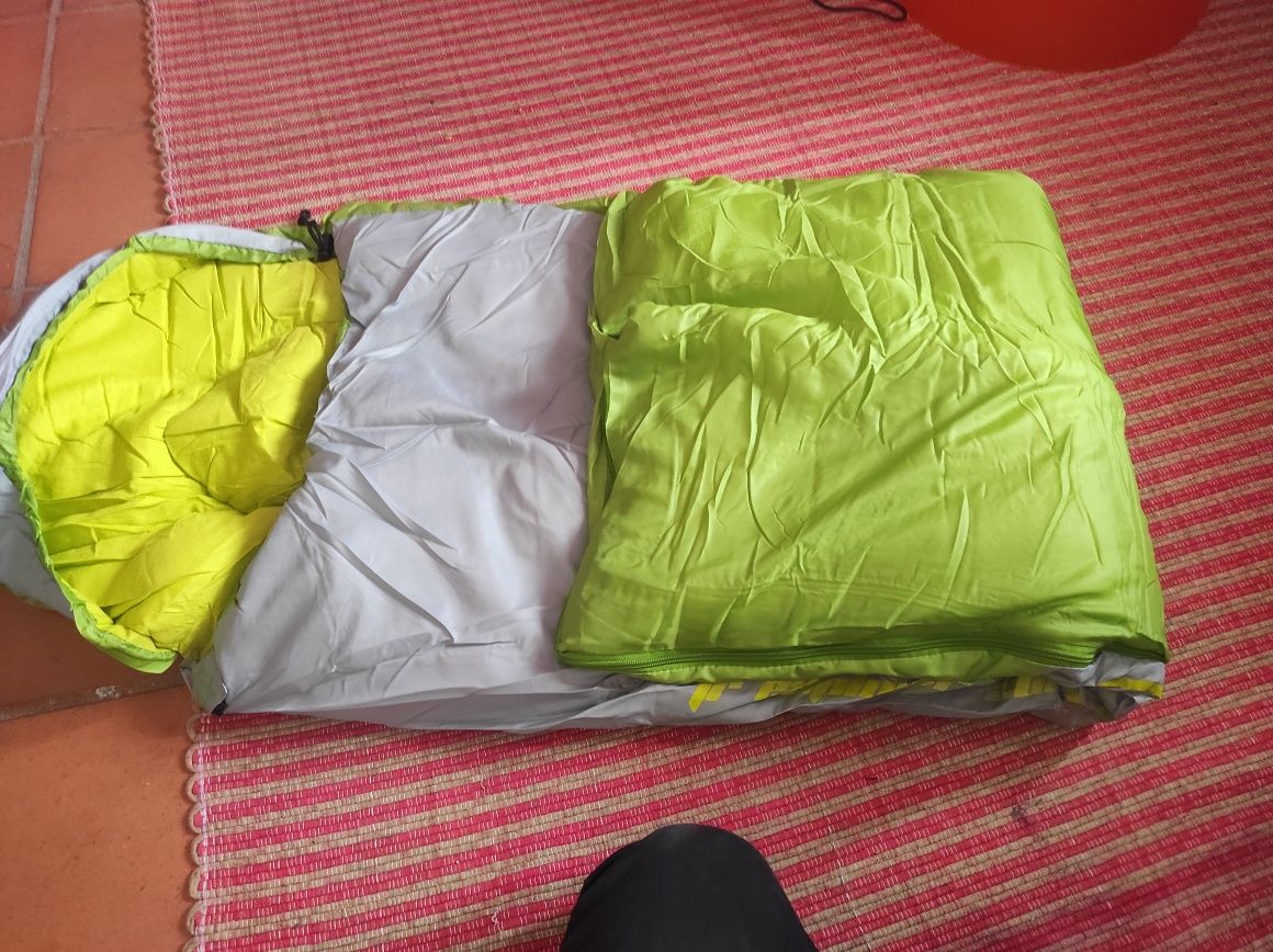 Saco cama criança novos Berg