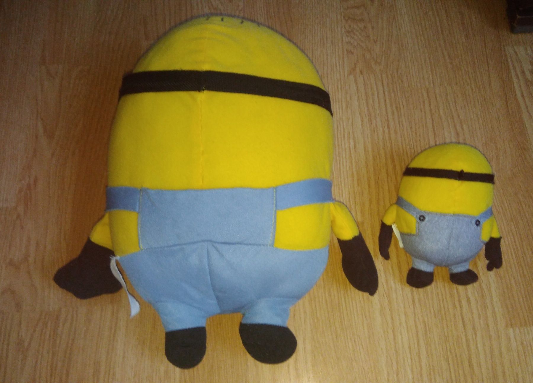 Pluszaki minionki duży 34cm i mały wysyłka 1zl