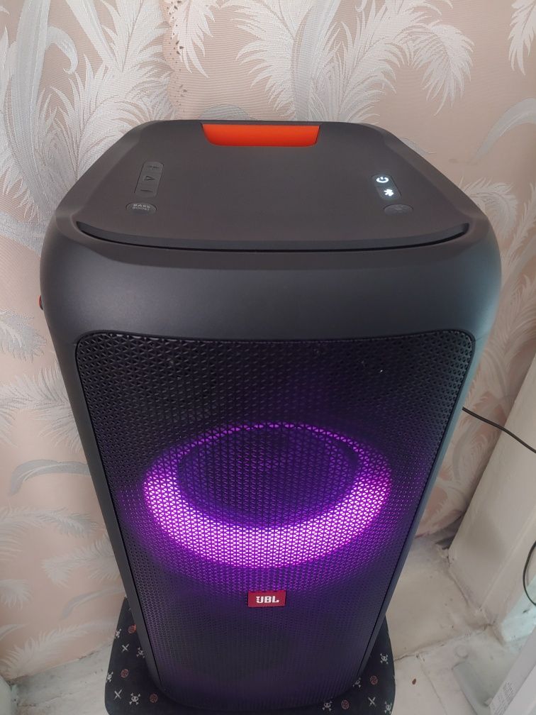 JBL PartyBox 200