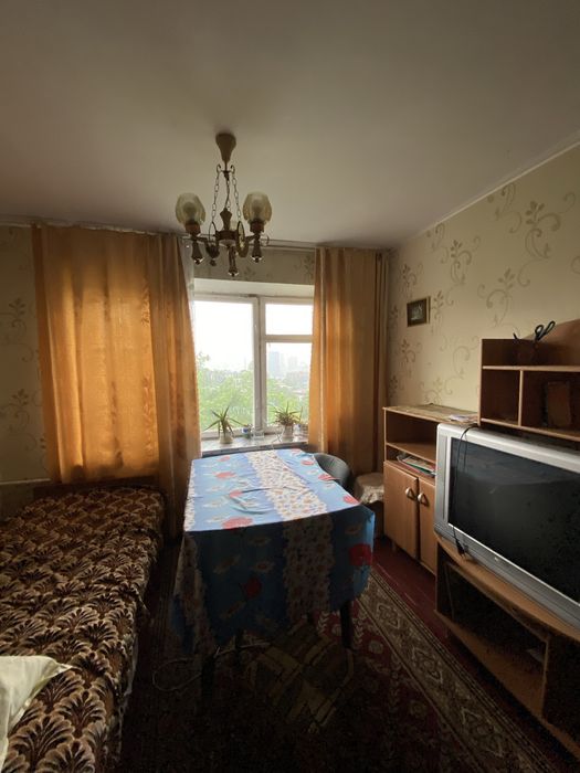 Продаж кімнати в центрі Києва