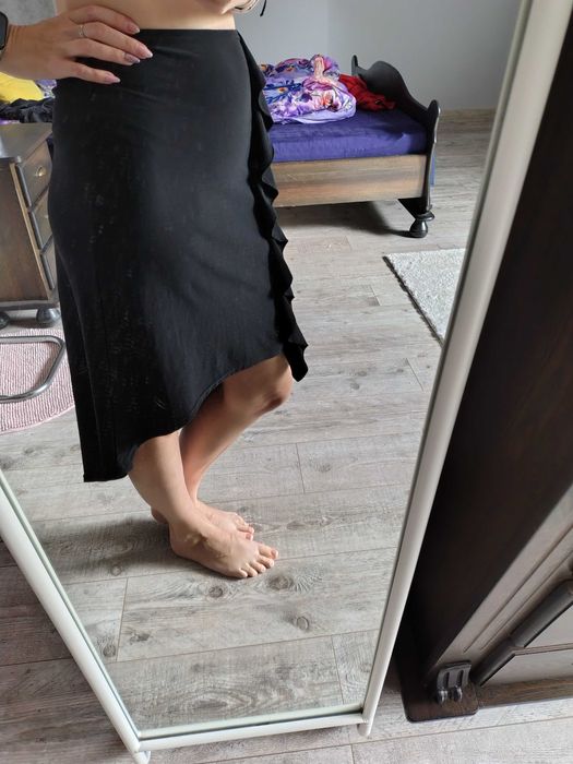 asymetryczna czarna spódnica S/M