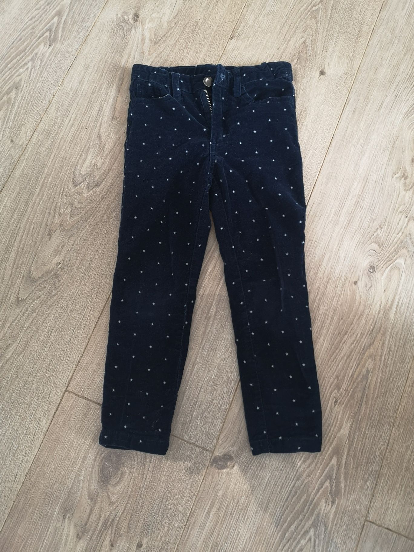 Spodnie jeansy/sztrusky 98-104