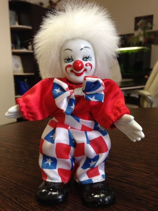 Фігурка порцелянового клоуна
